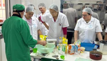 Governo Municipal promove capacita��o para merendeiras da rede municipal de ensino